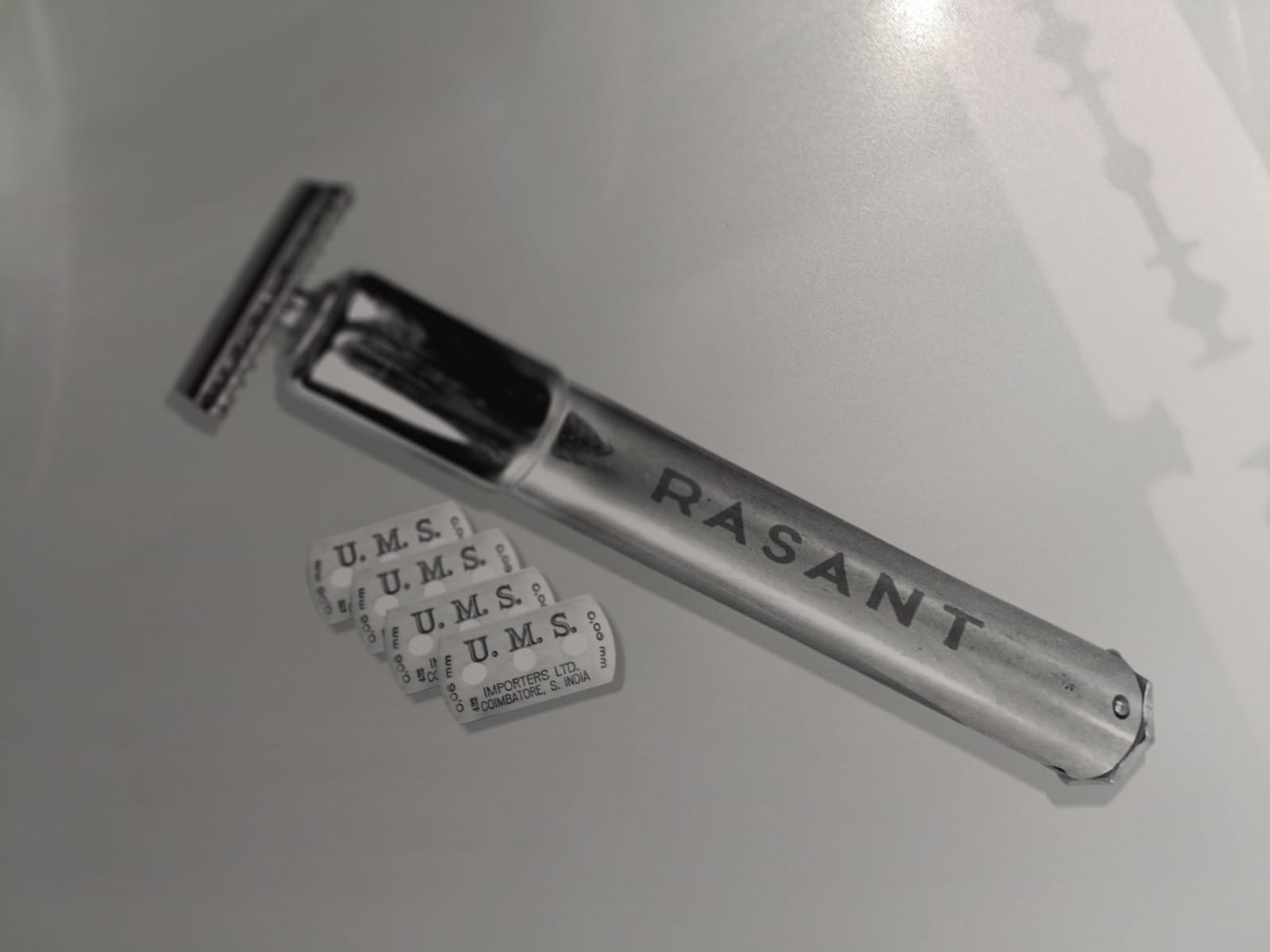 Rasant Electric Razor
